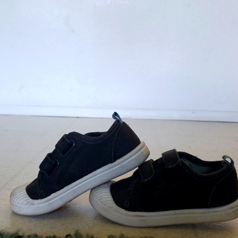 Cat Jack velcro sneakers